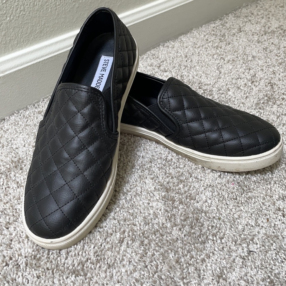 Steve Madden Eccentrq Black Slip On Sneaker - Picture 8 of 15